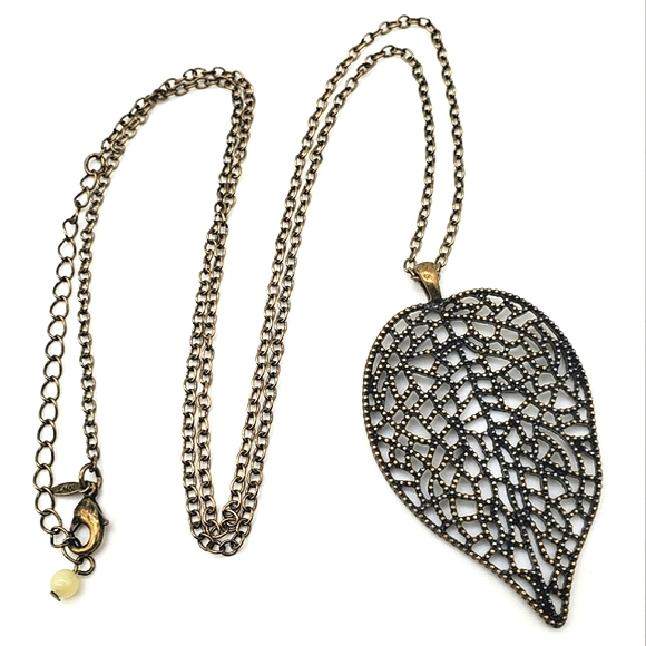 Avon Filigree Can't Leaf You Alone 3 Piece Gift Set - Picture 2 of 4